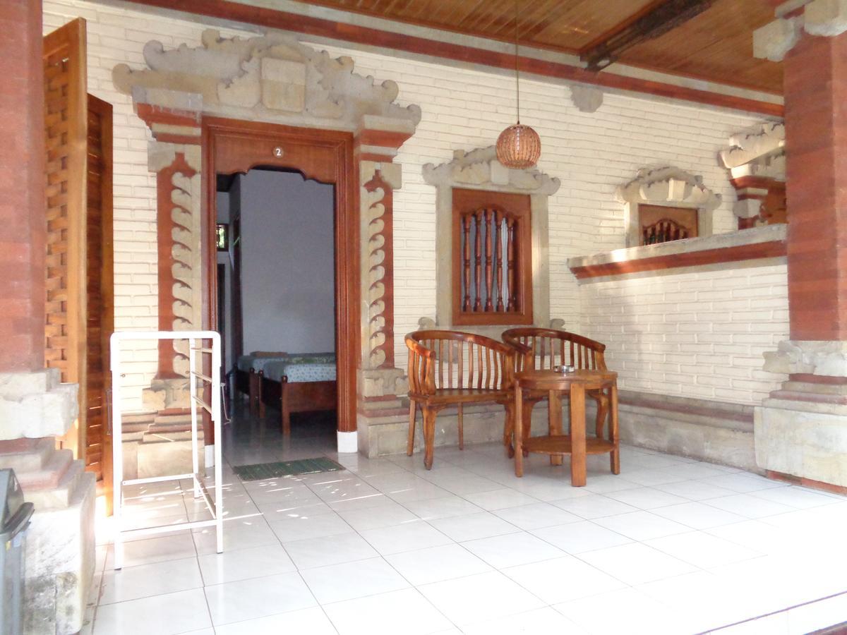 Yulia 1 Bed & Breakfast Sanur  Bagian luar foto