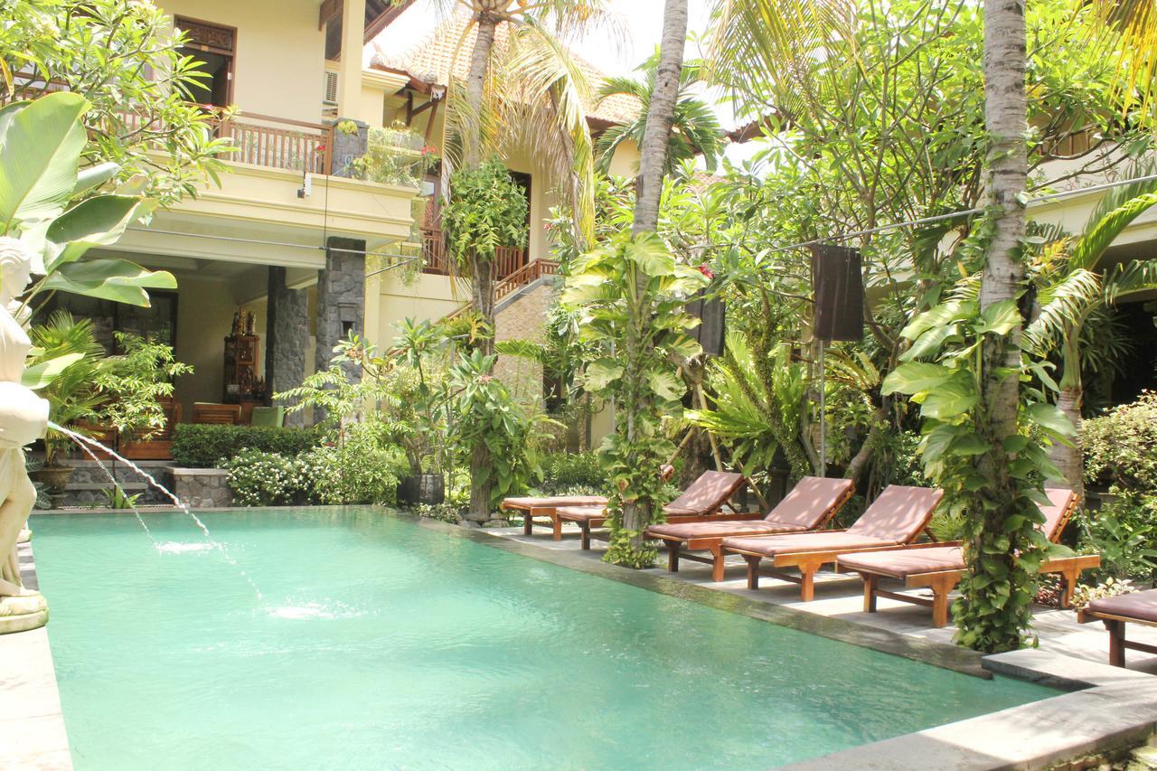 Yulia 1 Bed & Breakfast Sanur  Bagian luar foto