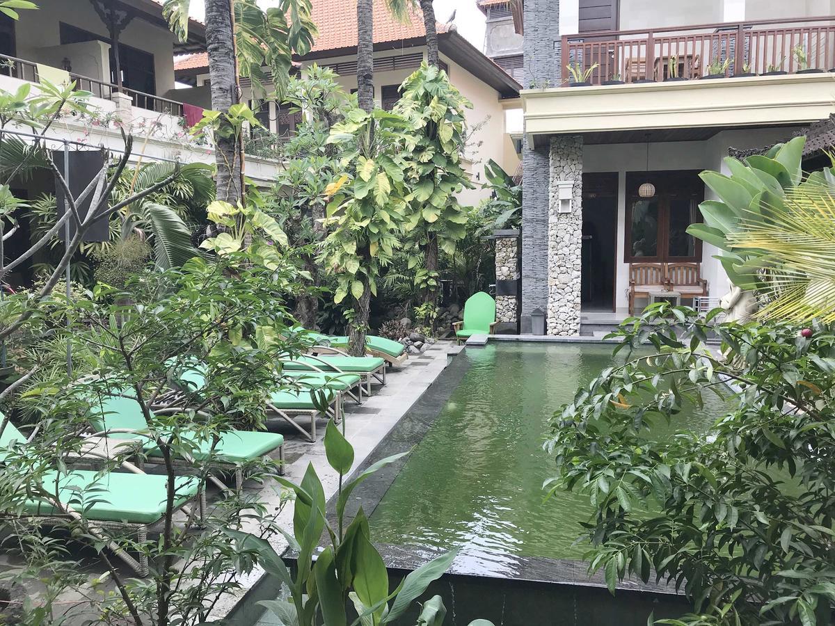 Yulia 1 Bed & Breakfast Sanur  Bagian luar foto